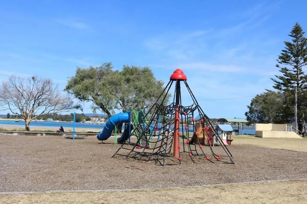 Ads On Collins - 4 Bedroom And Pet Friendly Merimbula