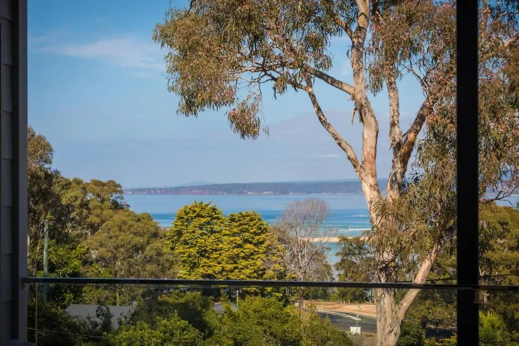 Ads On Collins - 4 Bedroom And Pet Friendly Merimbula 0*,
