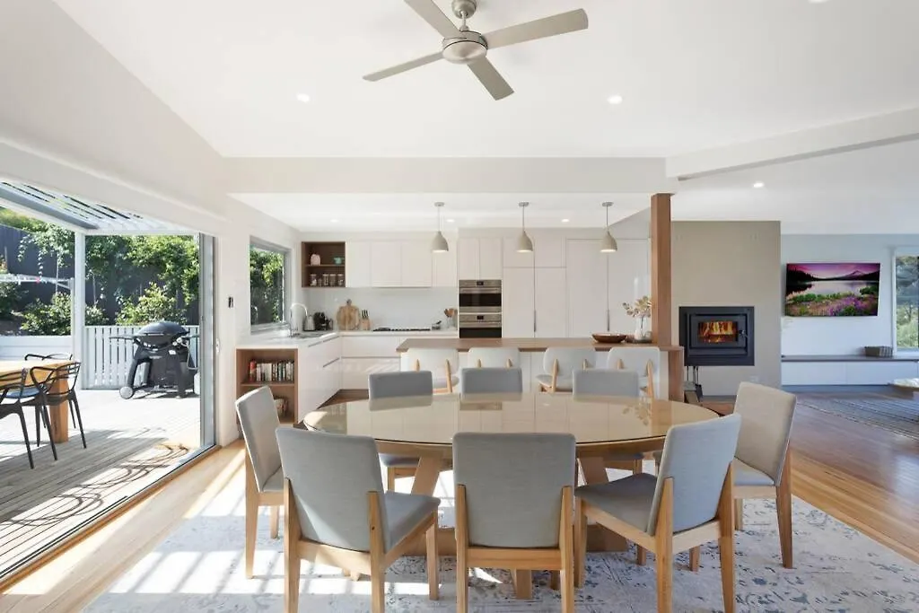 Holiday home Ads On Collins - 4 Bedroom And Pet Friendly Merimbula