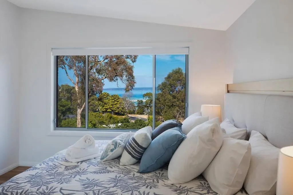 Ads On Collins - 4 Bedroom And Pet Friendly Merimbula Australia